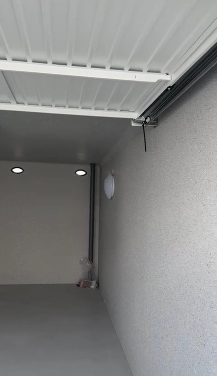 Innenraum mit LED-Beleuchtung